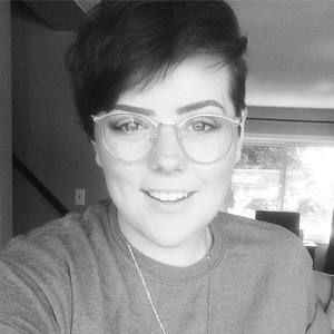 Meet your Posher, Rebecca